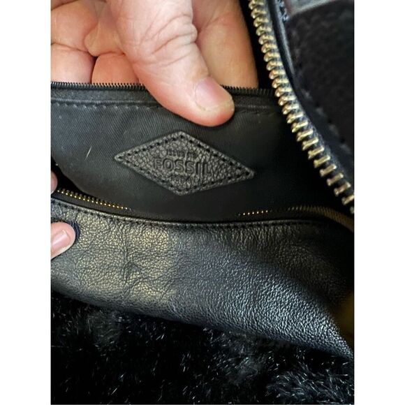 FOSSIL Black Leather Zip Hobo Shoulder Bag Front Double Buckle Flap Pocket - Picture 2 of 5